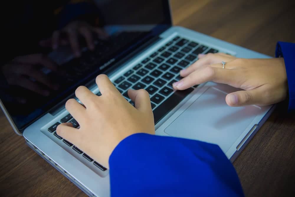 Perlindungan hak asasi manusia dalam hukum Indonesia