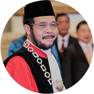 Profil Alumnus IBLAM School of Law: Dr. Anwar Usman SH. MH